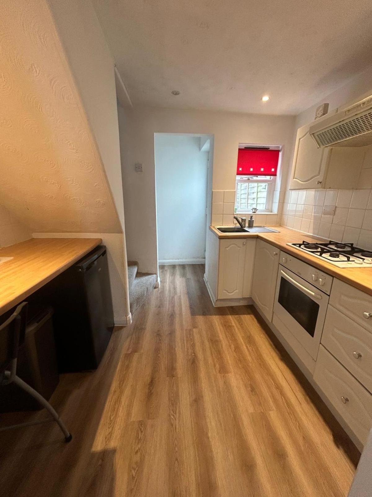 Central Cheltenham House - Sleeps 4/Pet friendly Exterior foto