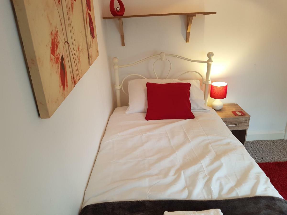 Central Cheltenham House - Sleeps 4/Pet friendly Exterior foto